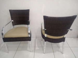 POLTRONA  ANA/DESCANSO/MESA