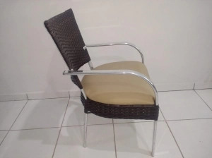 Base de mesa com poltronas Ana
