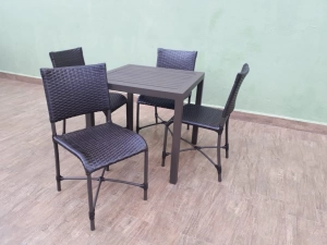 xx_o_conjunto-mesa-ripada-cadeira-alpinea-c-pintura-eletrostaatica-1cq8vgmiit2s16r27191cme174oa.webp