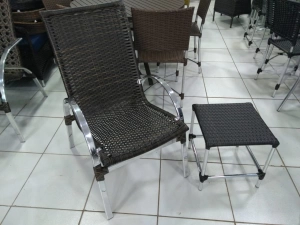 Cadeira de descanso BUZIOS  + mesa de centro