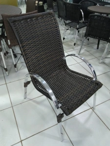Cadeira de descanso BUZIOS  + mesa de centro
