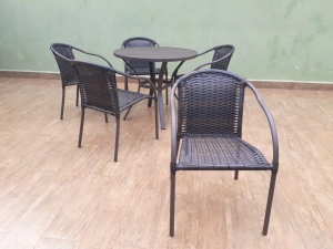 Cadeira Calais com pintura
